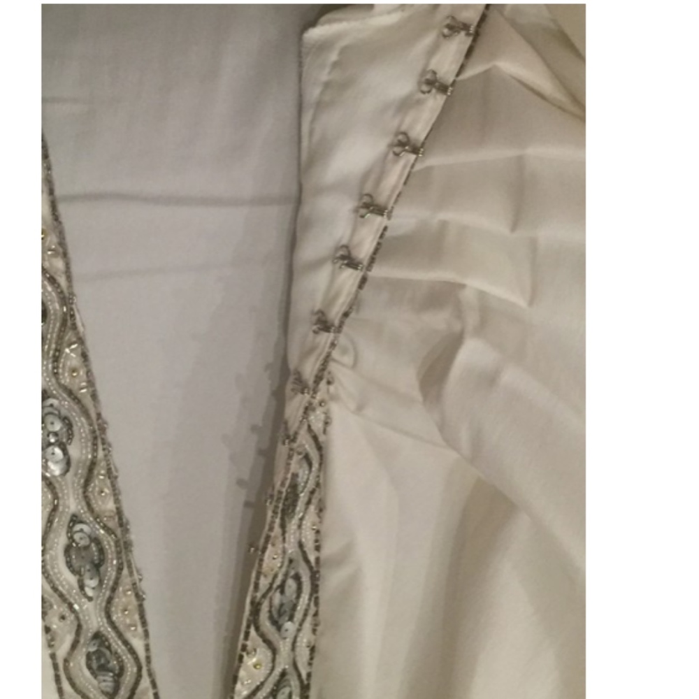 button down - Picture 3 of 3